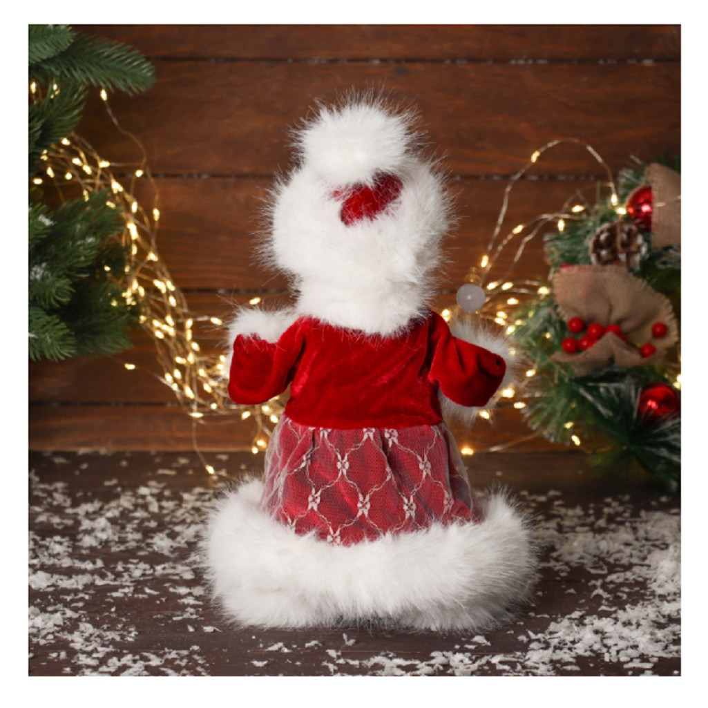 Снегурочка под ёлку Зимнее волшебство 10481685, в пушистой шубке, подсветка, красный, 30 см