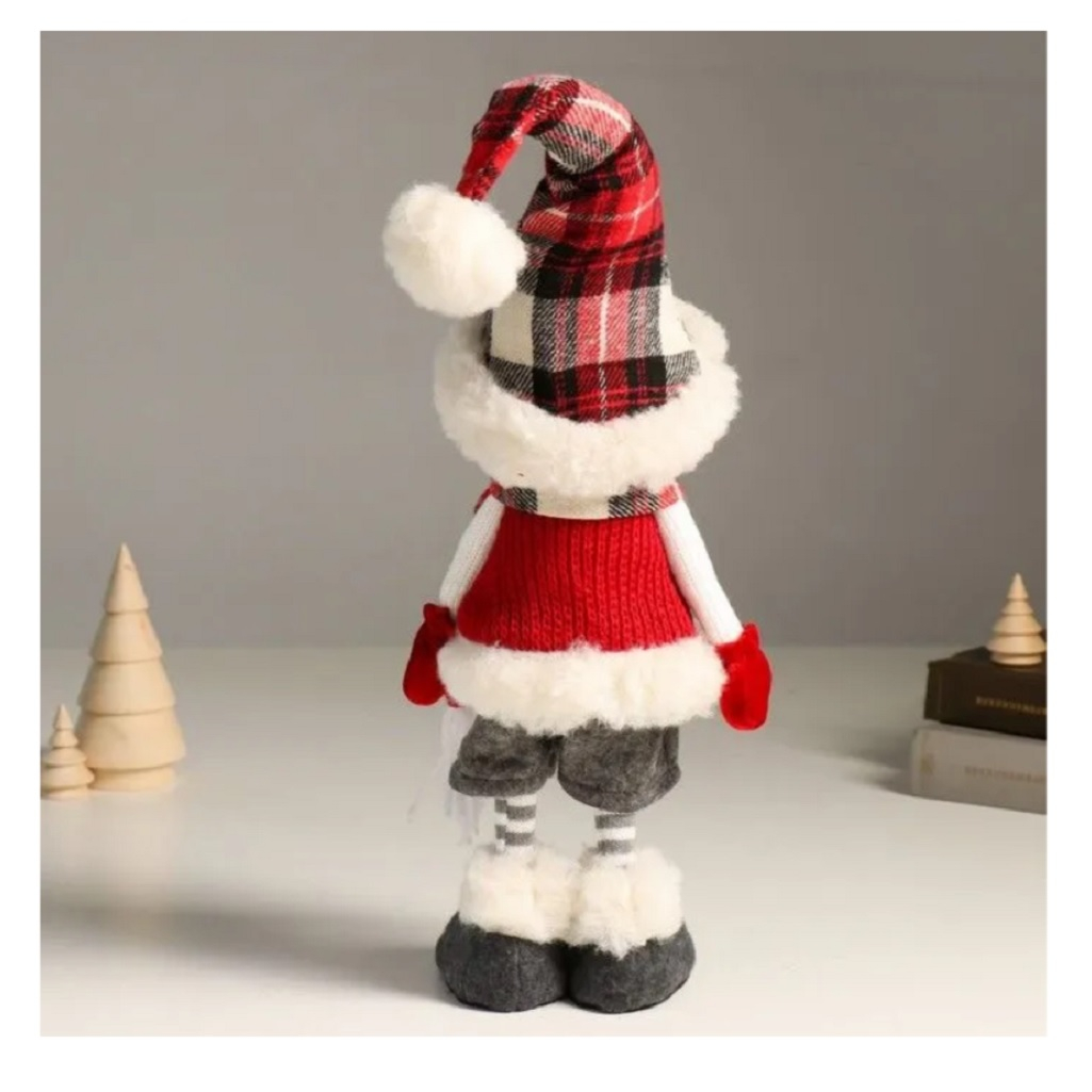 Кукла интерьерная Simaland 9488067, Снеговик в жилете со снежинкой и клетчатом колпаке, 44 см