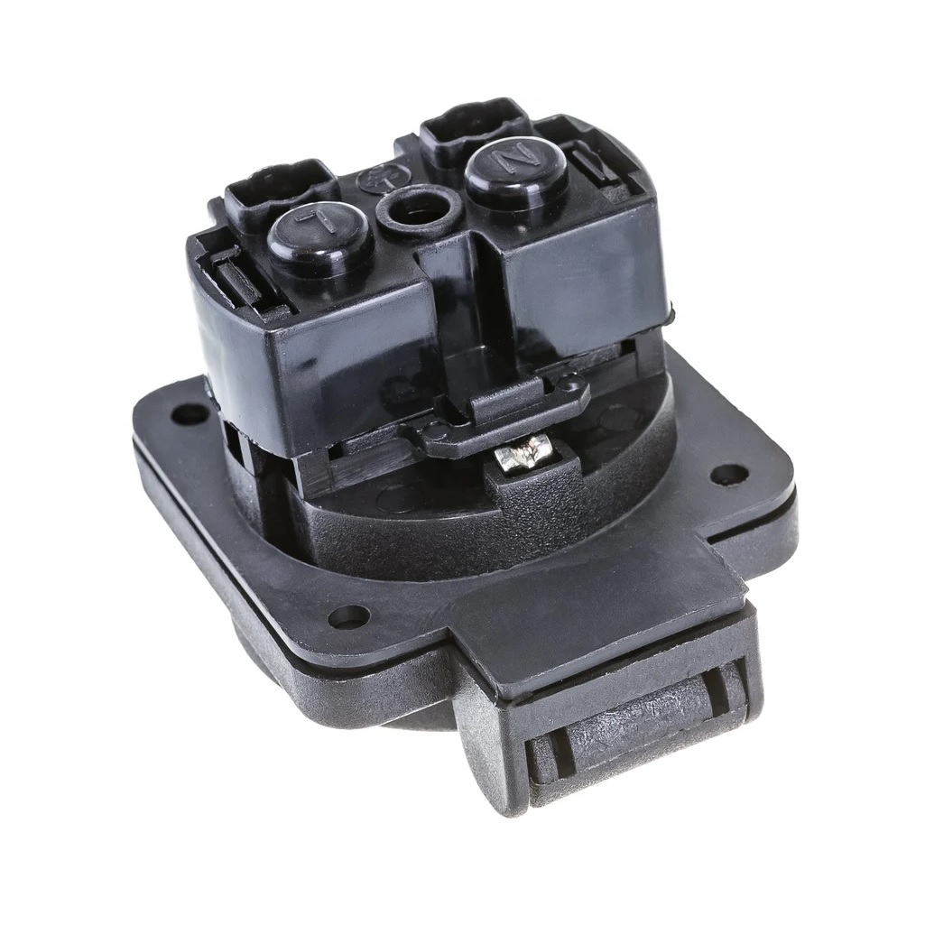 Розетка панельная IEK Magnum PSN71-016-3-2-54-K, 2P+PE, 16А, IP54, РП14-3, с крышкой, с заземлением, черная