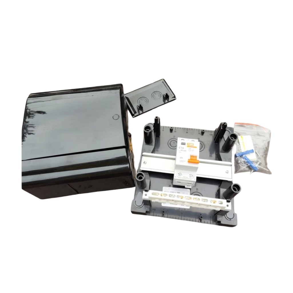 Корпус пластиковый навесной IEK Prime ЩРН-П-6, MKP13-N-01-06-41-K02, IP41, 6 модулей, черный