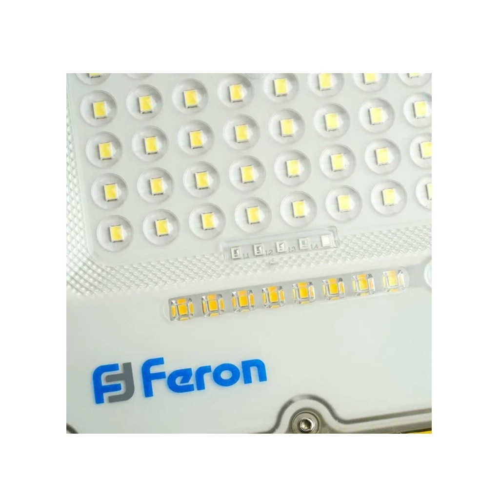 Прожектор светодиодный Feron LL-950, 48675, 30W, 6400K холодный свет, IP66, переносной, с зарядным устройством