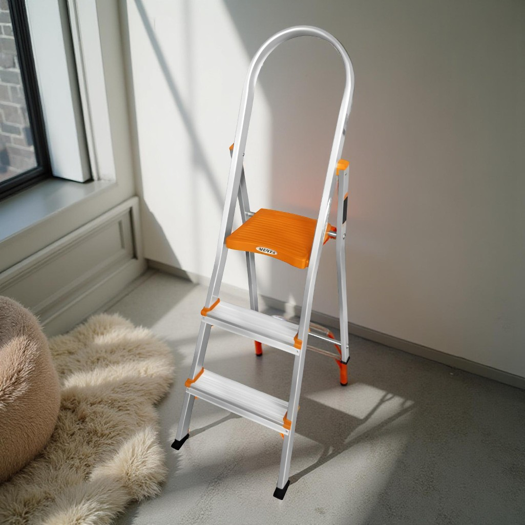 Лестница-стремянка Эйфель Мечта 103, 3 ступени, 1 секция, алюминиевая, нагрузка до 150 кг