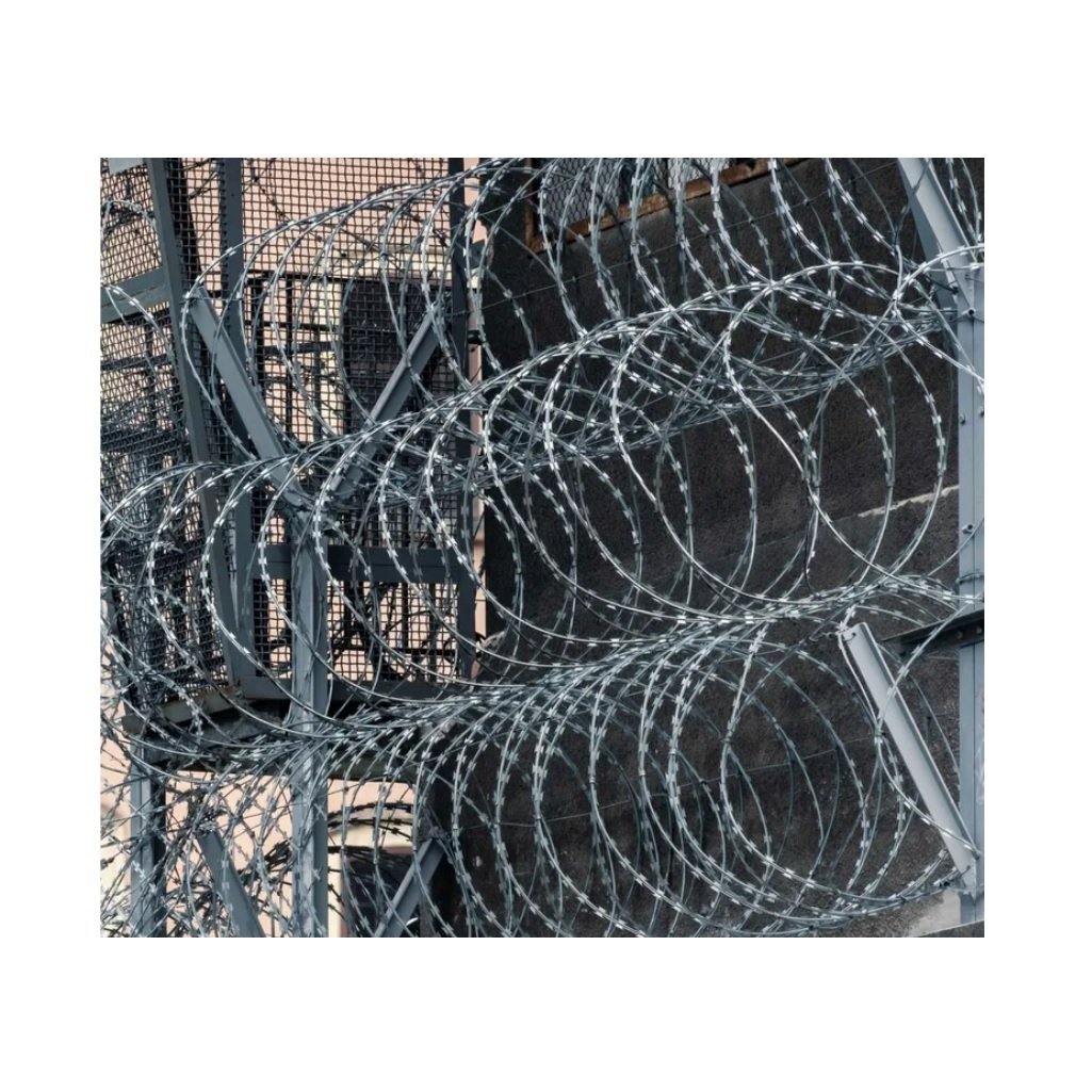 Проволока колючая для охранного ограждения АКЛ 450/40/3, 10 м, оцинкованная