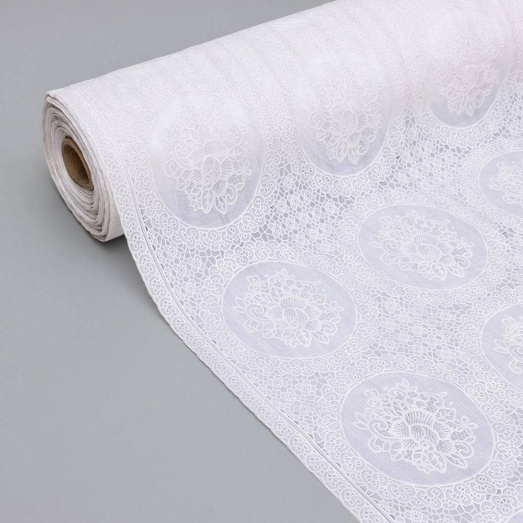 Клеенка на стол ажурная Top Lace, ширина 137 см, толщина 0.2 мм, цвет белый