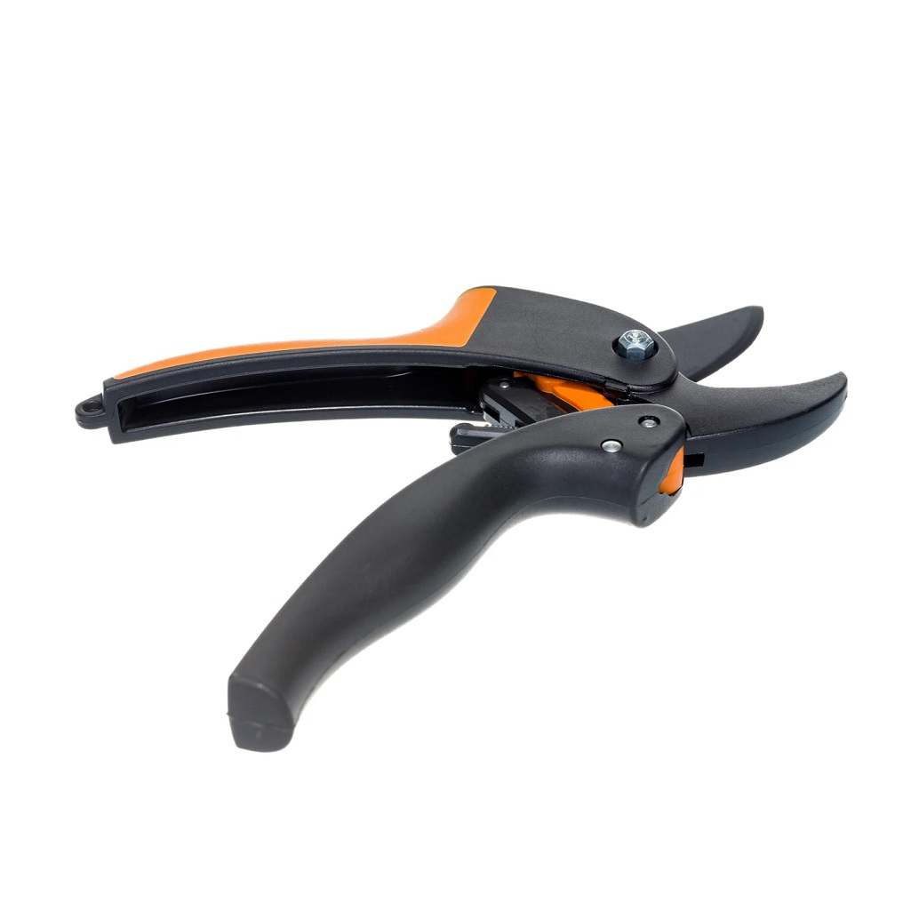 Секатор контакный Fiskars Power Step P83 1000575, толщина реза 20 мм, храповой механизм