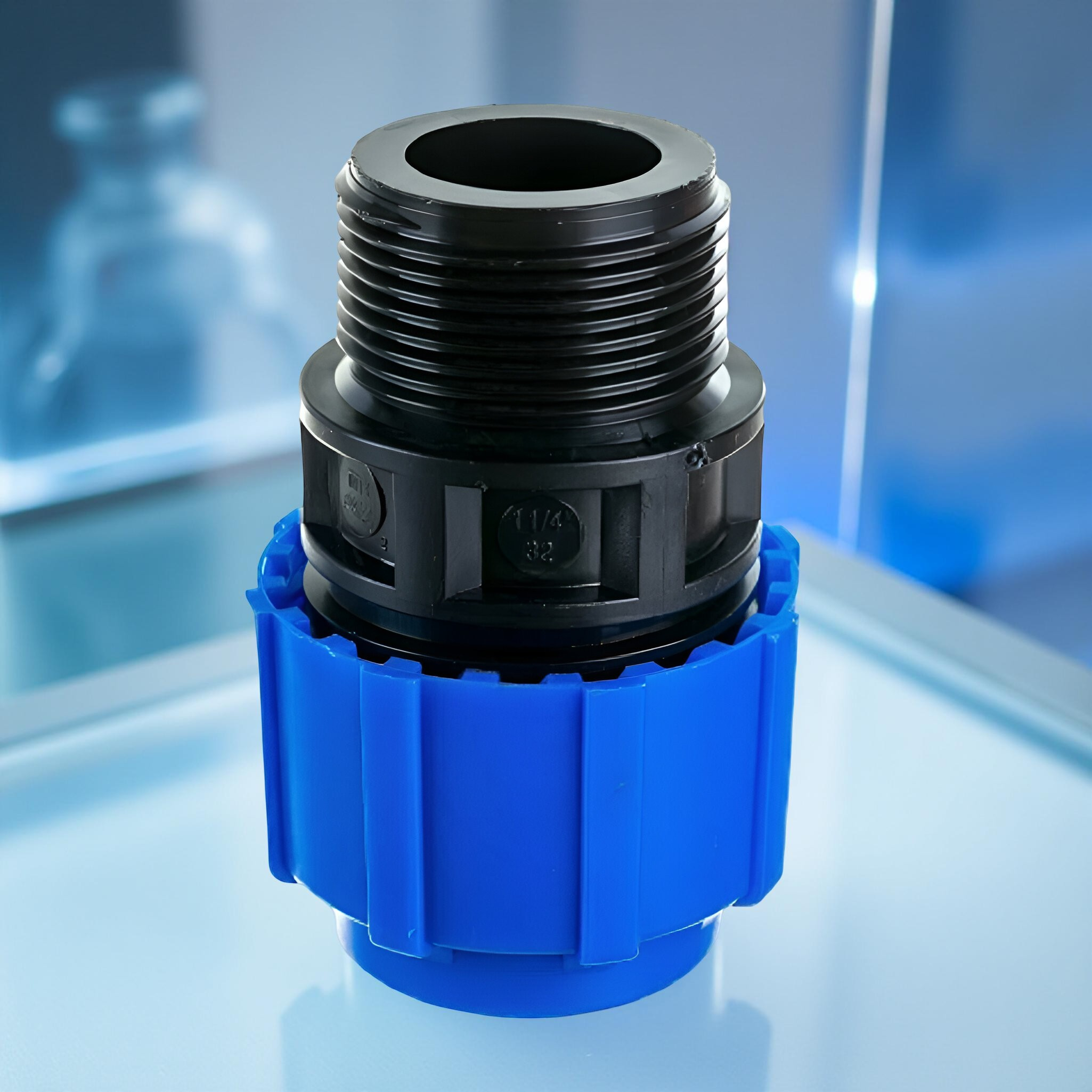 Муфта переходная, компрессионная ПНД 32х32 мм с наружной резьбой для трубопровода