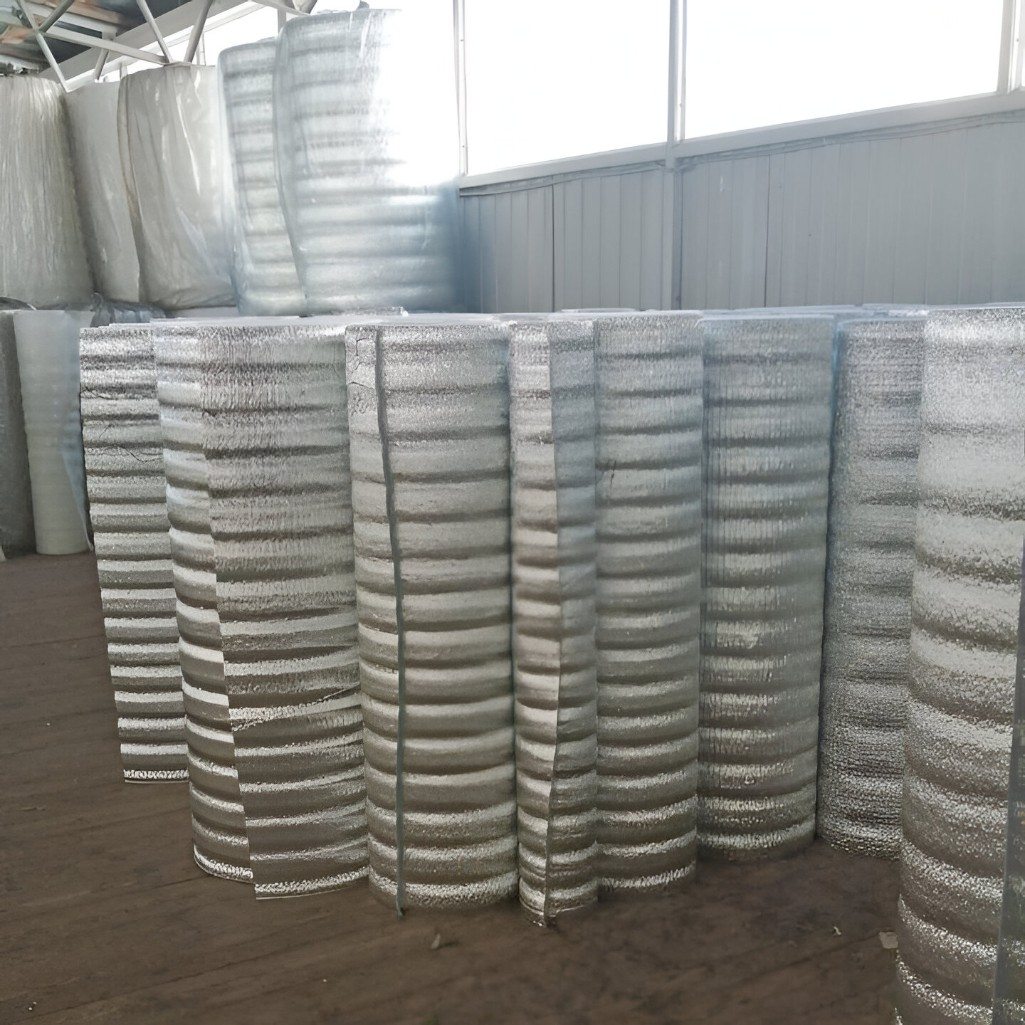 Утеплитель Тепофол А фольга, вспененный полиэтилен 3 мм, ширина 1050 мм, на отрез от 1 п.м