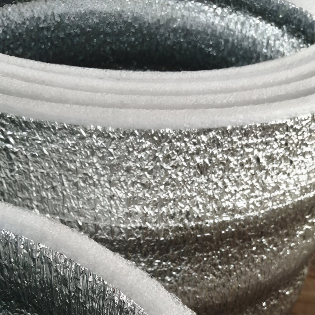 Утеплитель Тепофол В фольга, вспененный полиэтилен, двусторонний, 5 мм, ширина 1050 мм, на отрез от 1 п.м