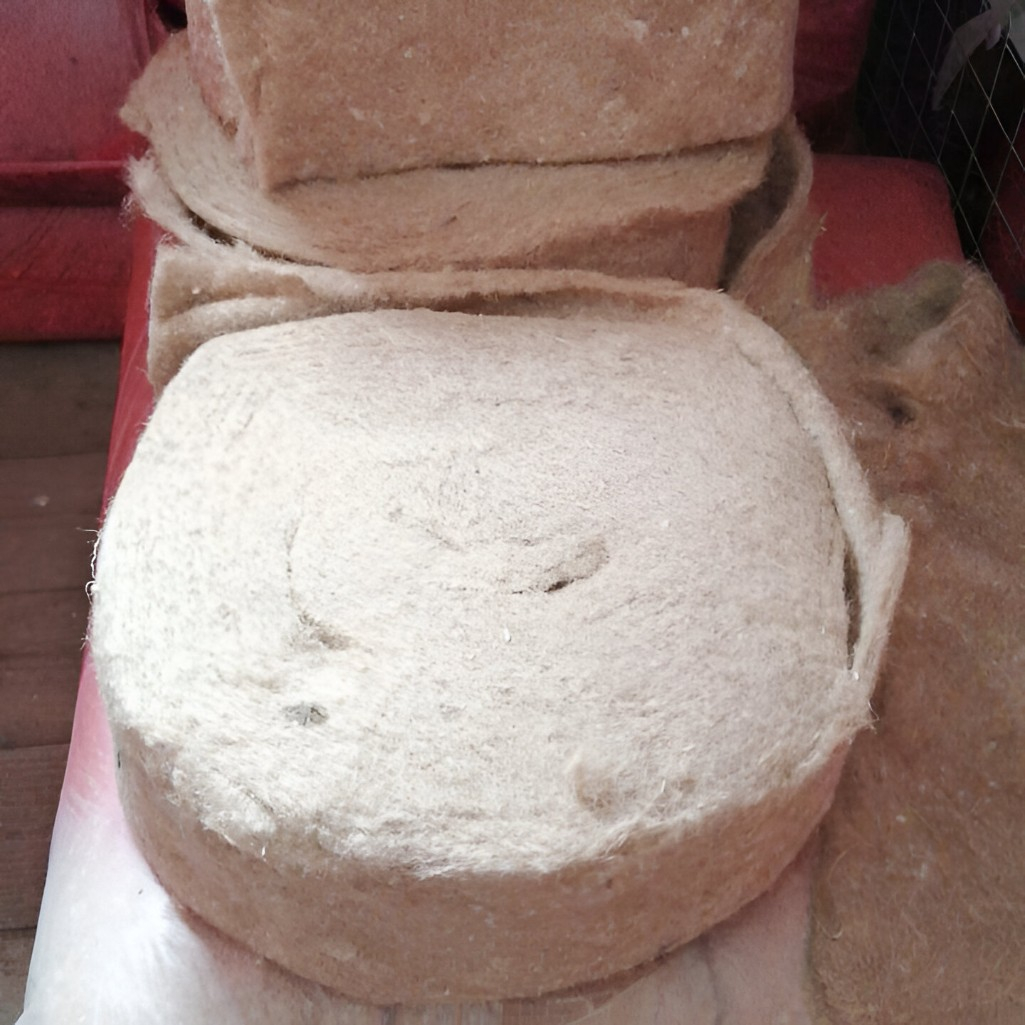 Пакля Лен-джут строительная, для стен и полов, толщина 8-10 мм, 0.2х20 м, в рулоне