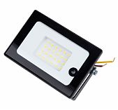 Прожектор светодиодный Volpe ULF-Q518 30 Вт, 6500K SENSOR IP65 с датчиком движения, черный