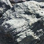 Камень метеор черный валун 1200-2000 мм